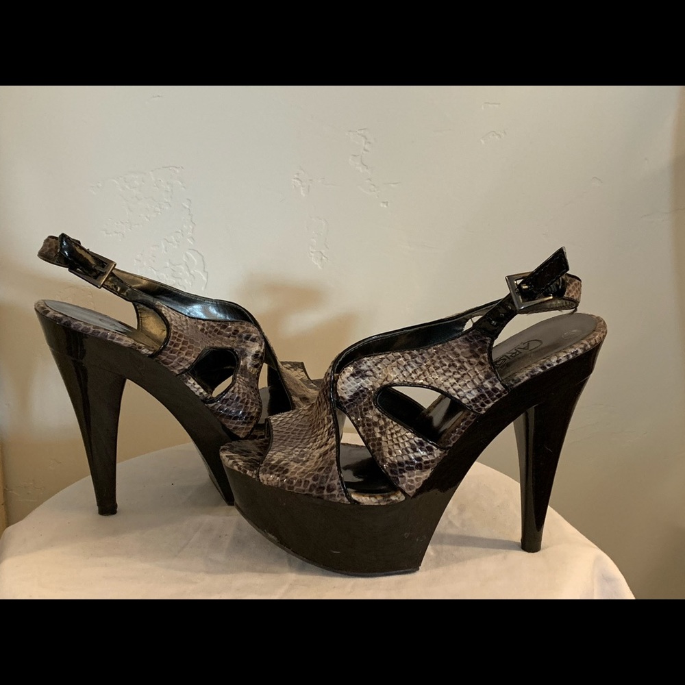 Carlos Santana snake print heels size 6